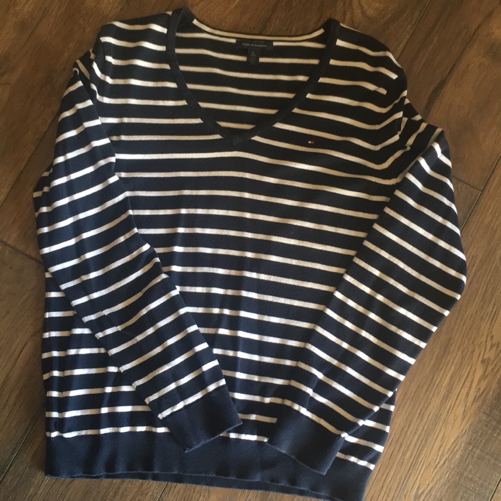 Tommy Hilfiger women’s xl sweater